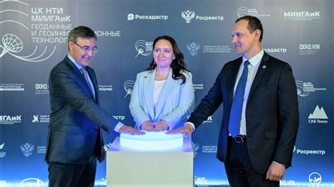 Победители викторины по геоинформационным технологиям из Дона посетили уникальный центр тренажеростроения